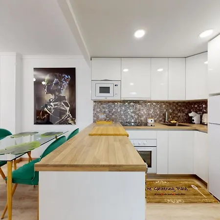 Pedro Lorca Apartment *