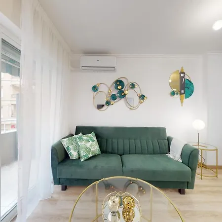 Pedro Lorca Apartment *